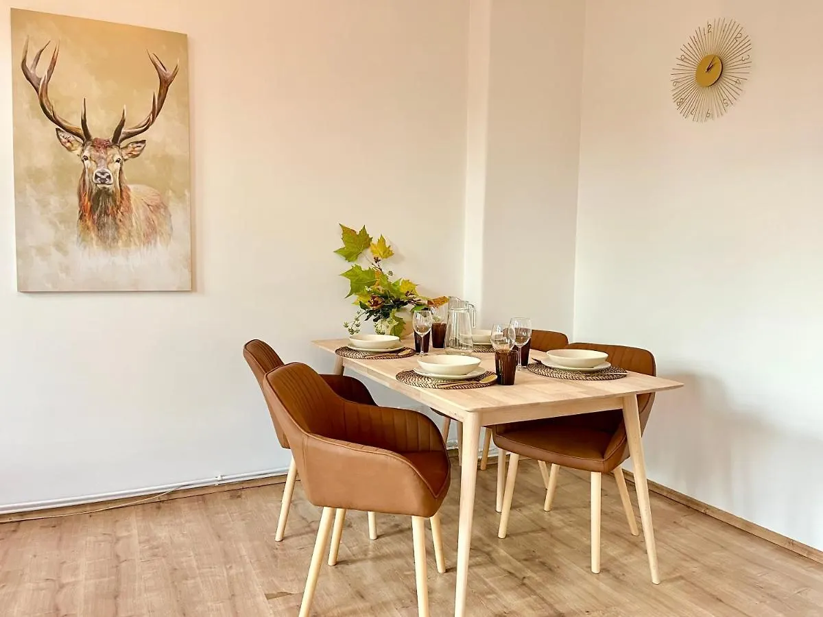 Golden Deer Apartment - 3 Schlafzimmer - Zentrum - 92M² Hannover