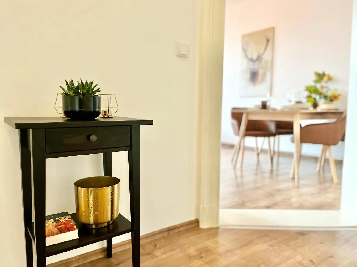 Golden Deer Apartment - 3 Schlafzimmer - Zentrum - 92M² Hannover